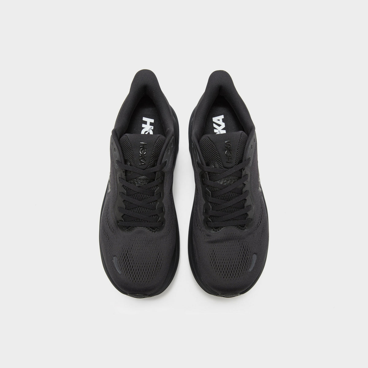 Black HOKA Clifton 11