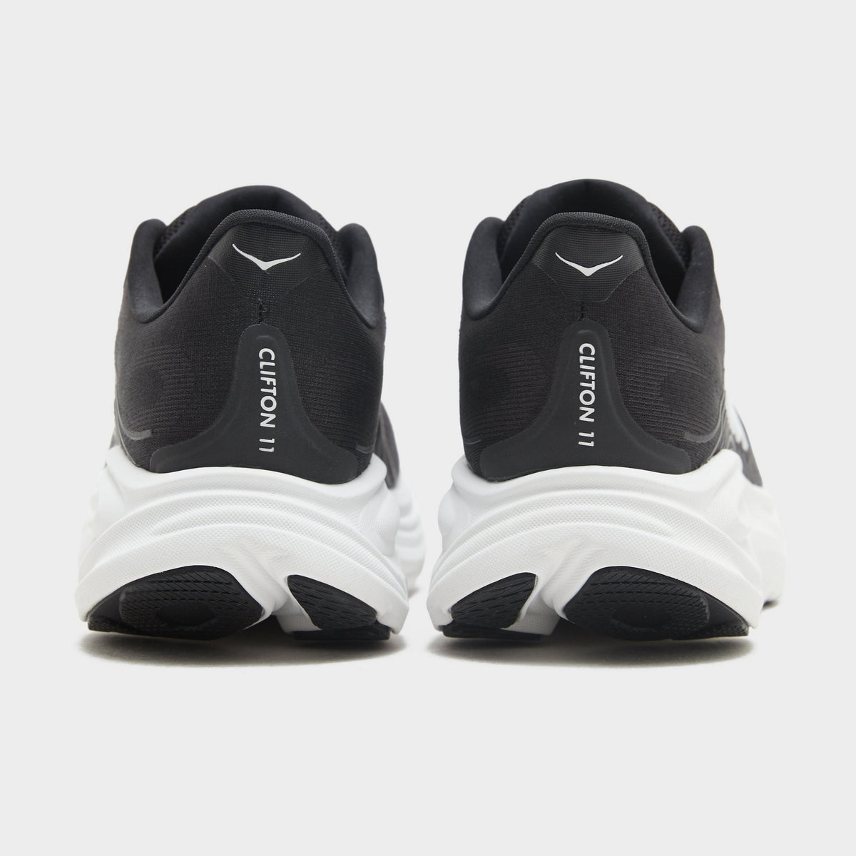 Black HOKA Clifton 11 Women's