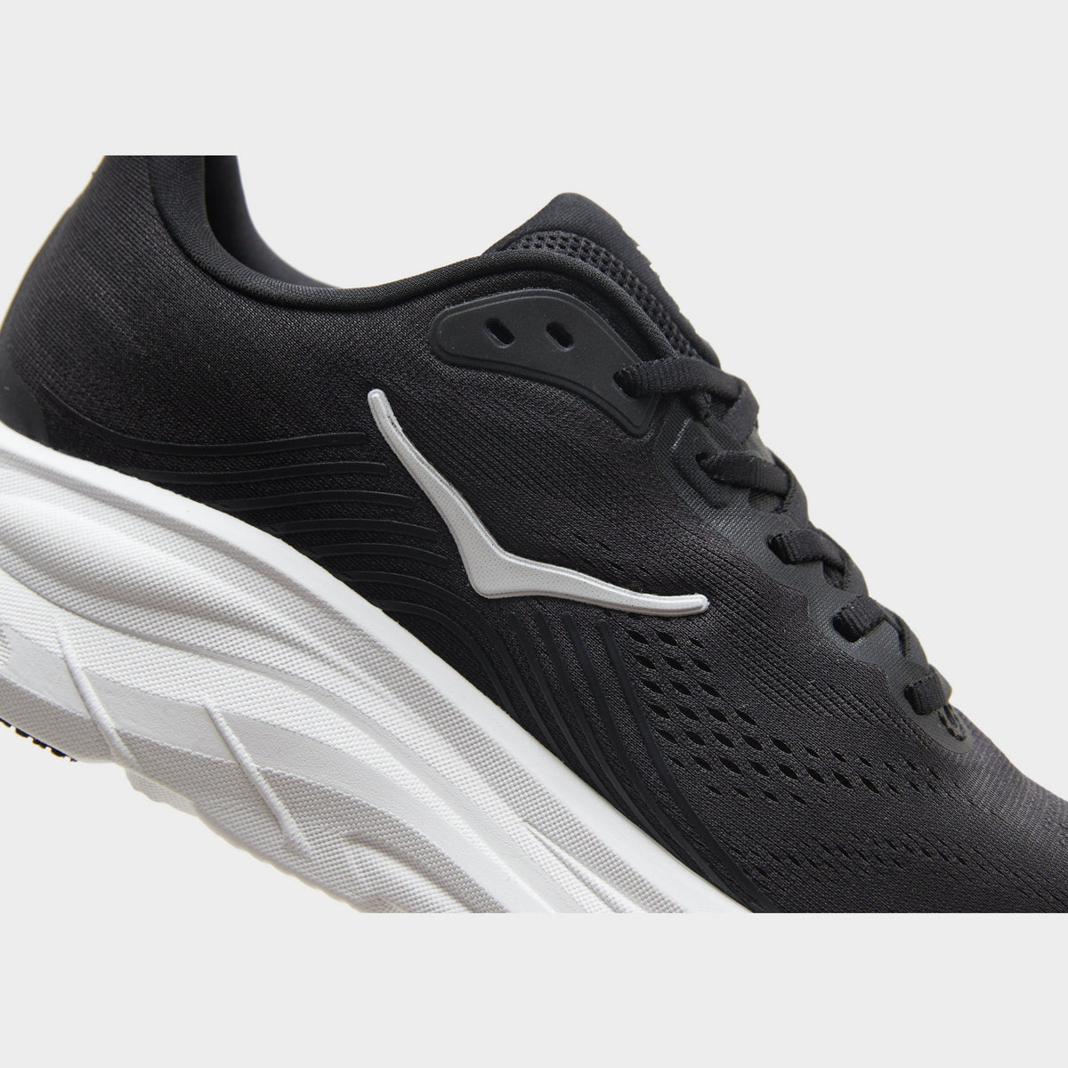 Black HOKA Clifton 11 Women's
