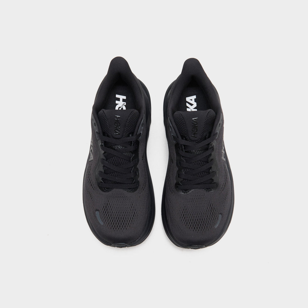 Black HOKA Clifton 11 Women's