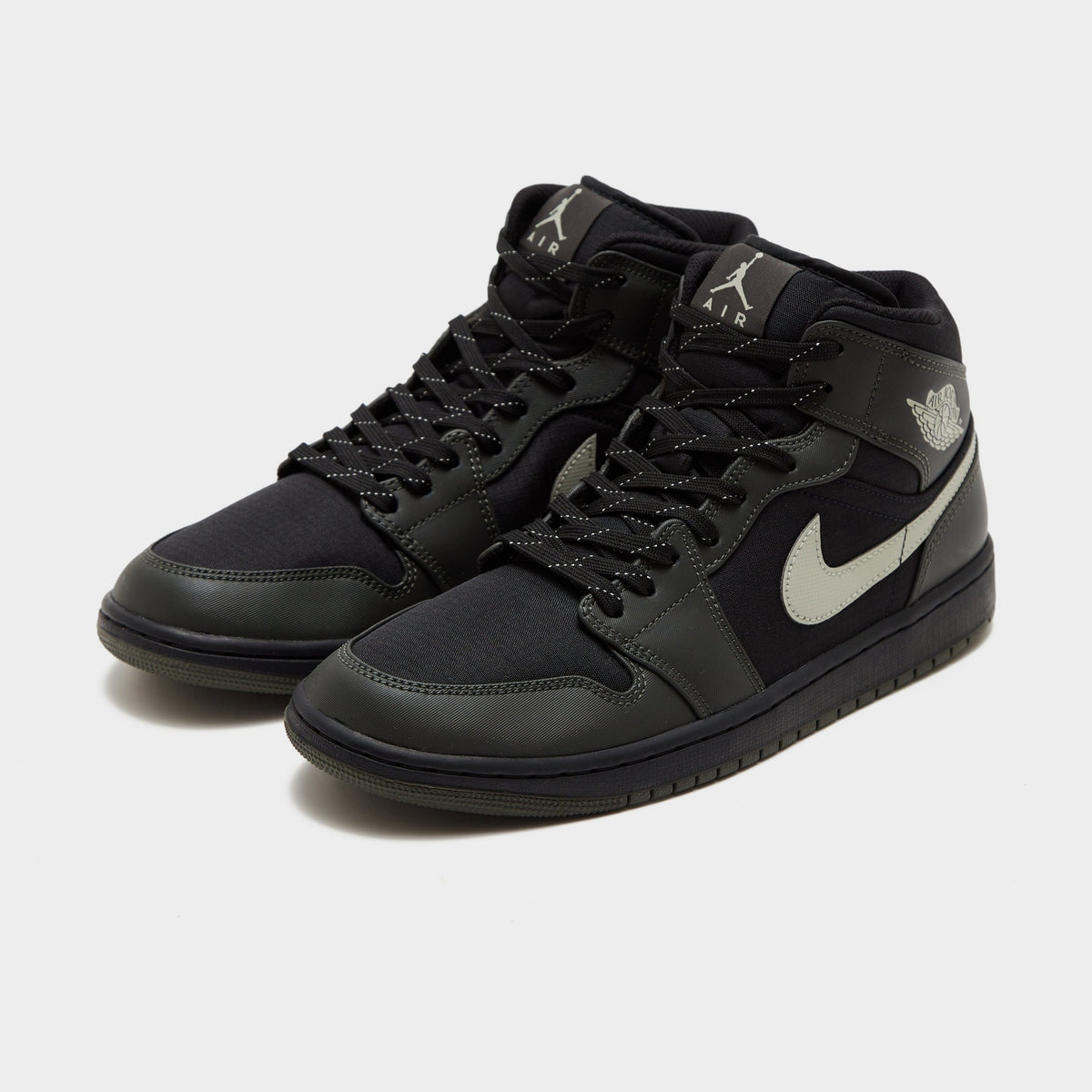 Jordan Air 1 Mid