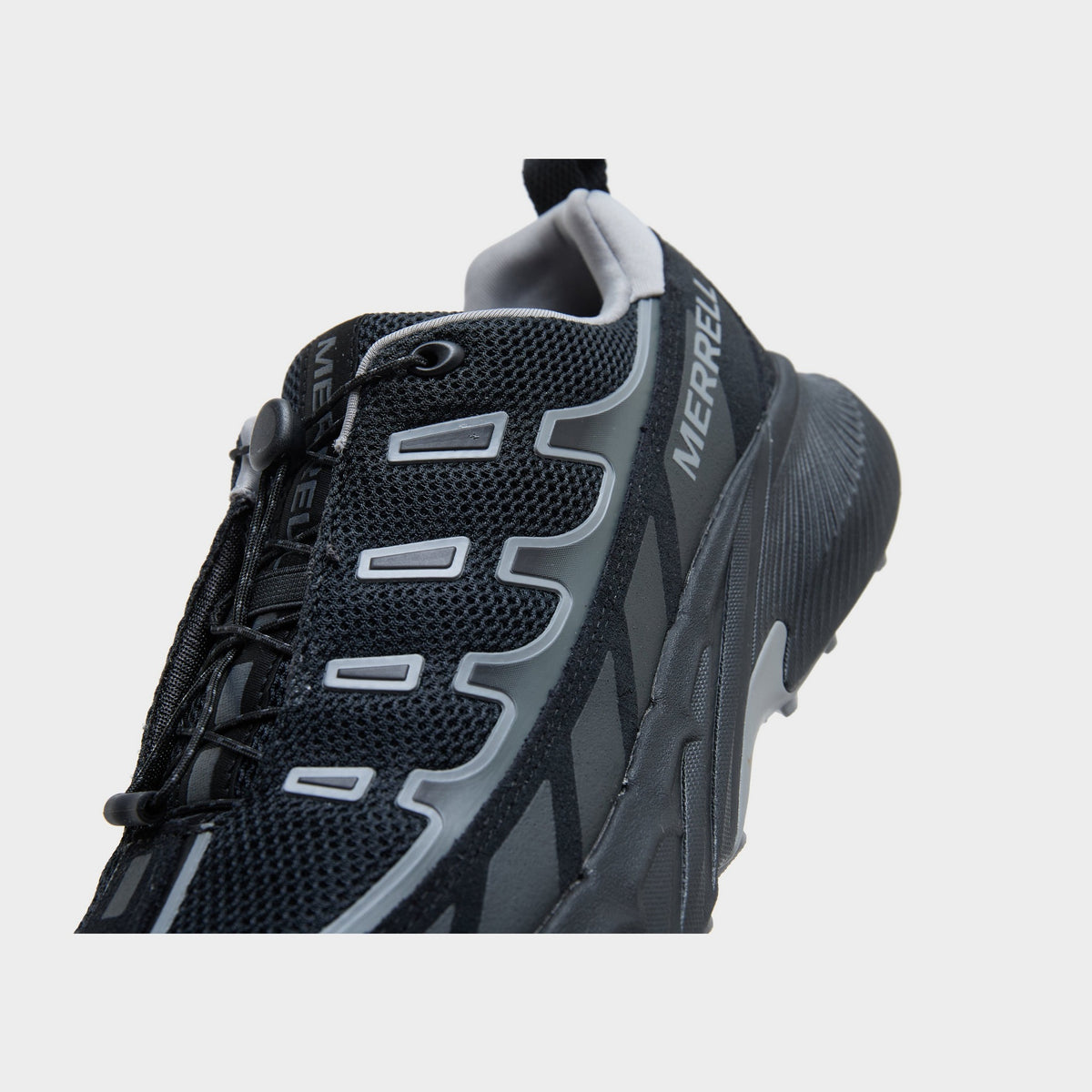 Black Merrell Agility Trail Trek