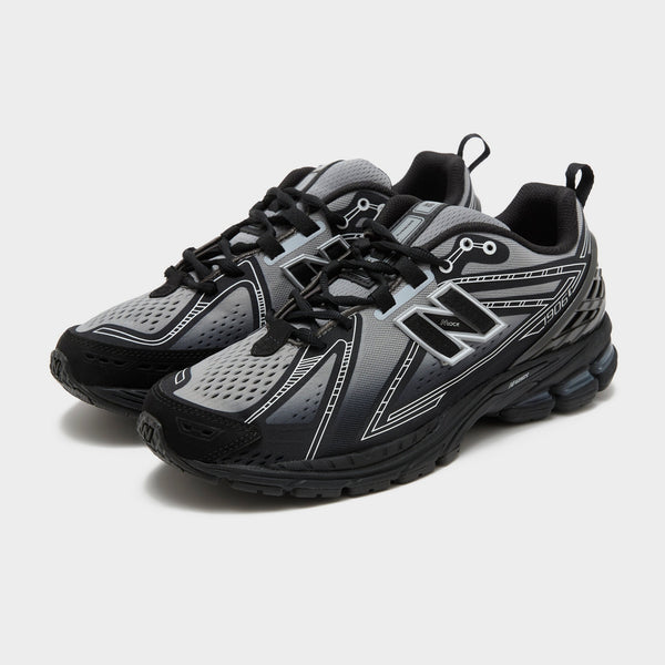 Black New Balance 1906E