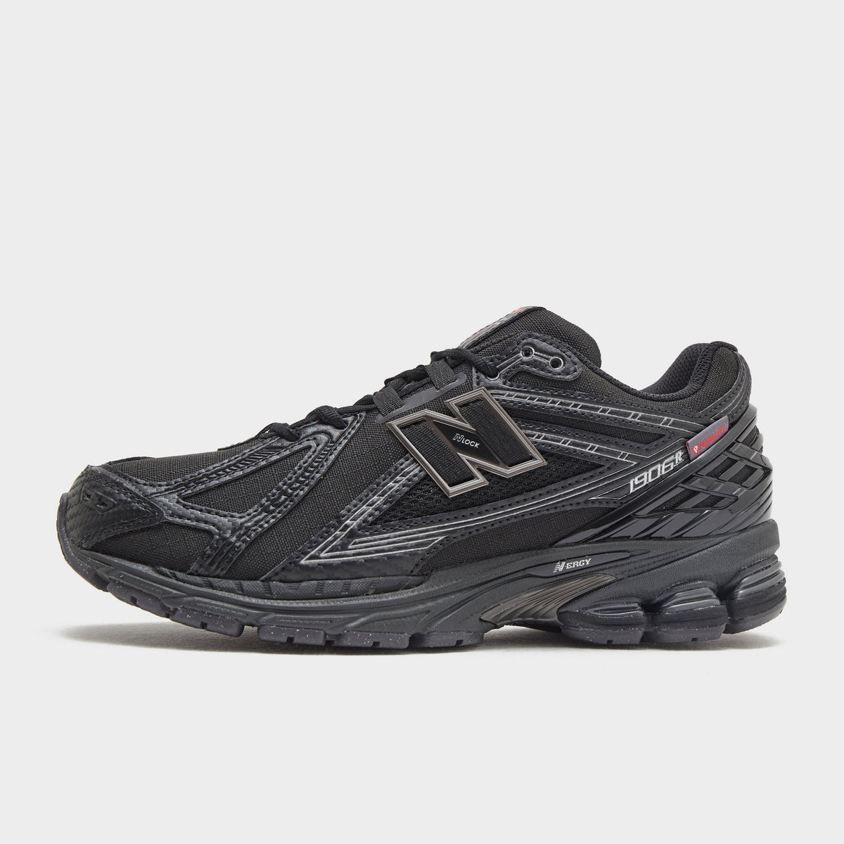 Black New Balance 1906R