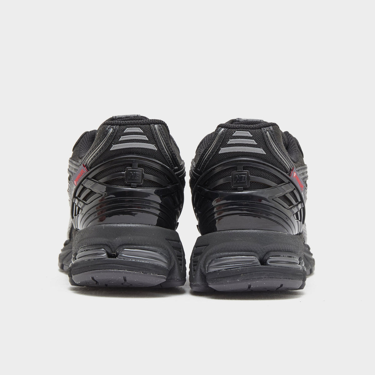 Black New Balance 1906R