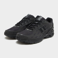 Black New Balance 1906W