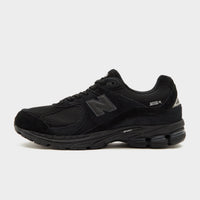 Black New Balance 2002R