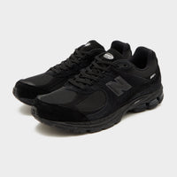 Black New Balance 2002R