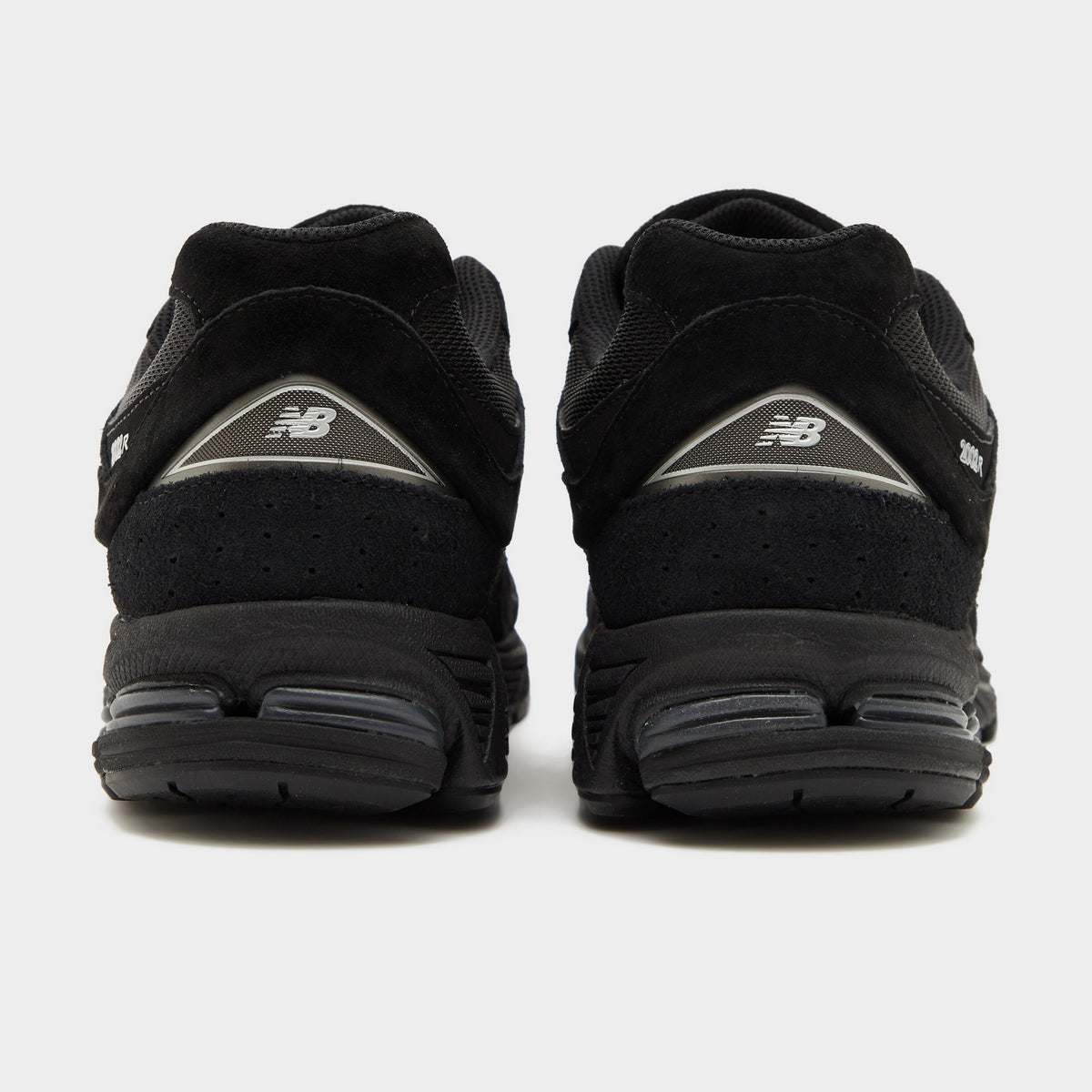 Black New Balance 2002R