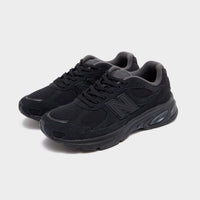 Black New Balance 2010