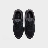Black New Balance 2010