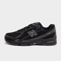 Black New Balance 740