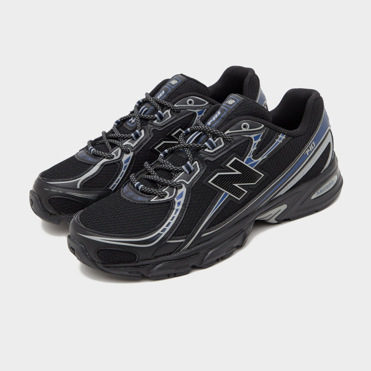 Black New Balance 740