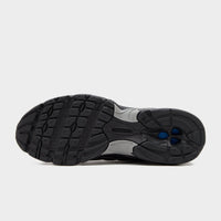 Black New Balance 740