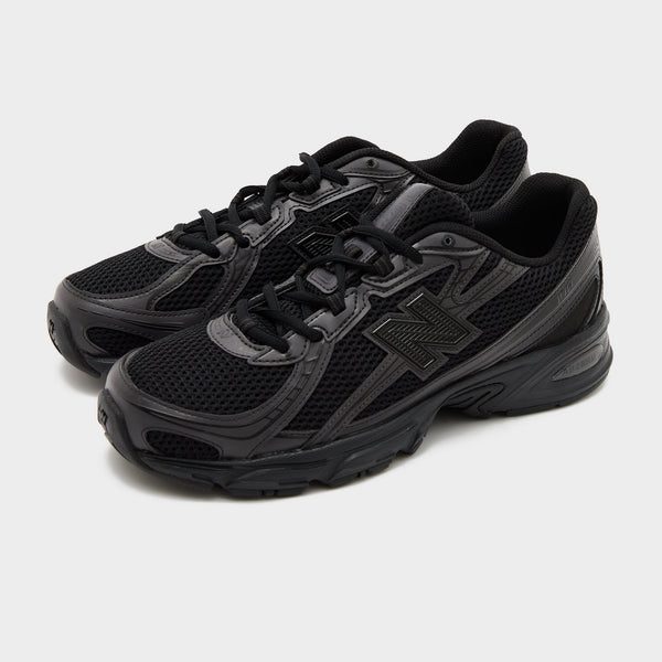 Black New Balance 740 Children