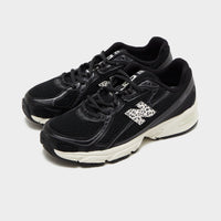 Black New Balance 740 Women's