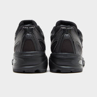 Black New Balance 740 Women's