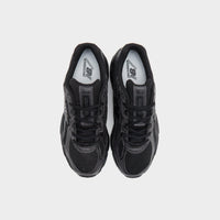 Black New Balance 740 Women's
