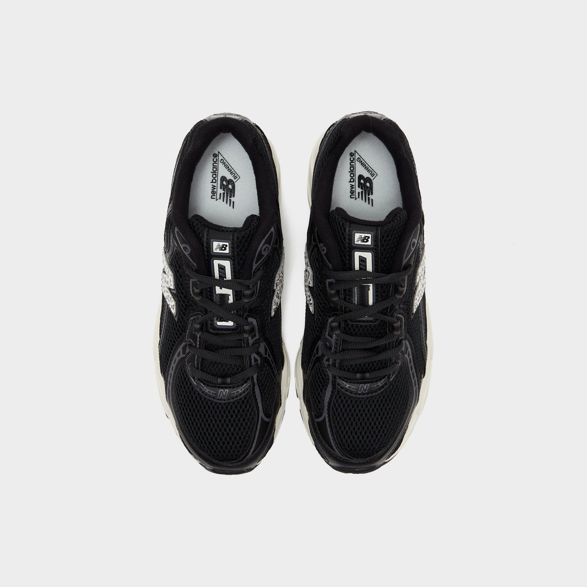 Black New Balance 740 Women's