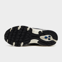 Black New Balance 740 Women's
