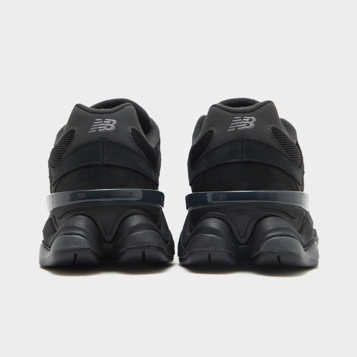 Black New Balance 9060