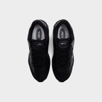 Black New Balance AC Runner