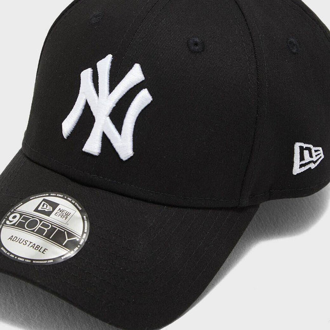 New Era 9Forty New York Yankees Cap - Cap On