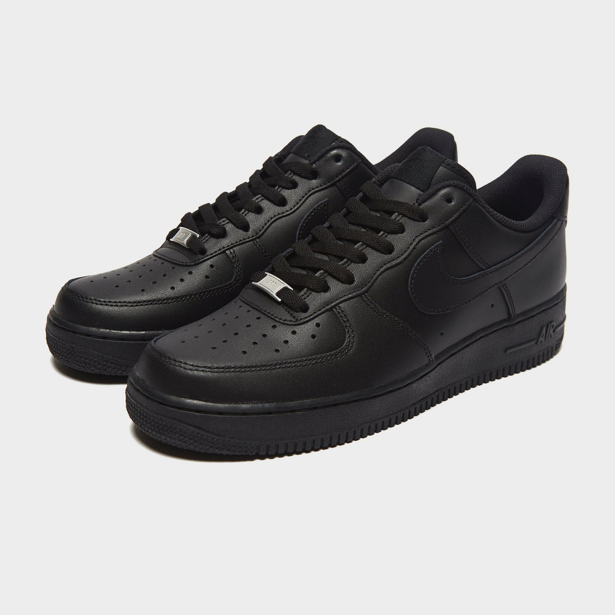 Black Nike Air Force 1 Low