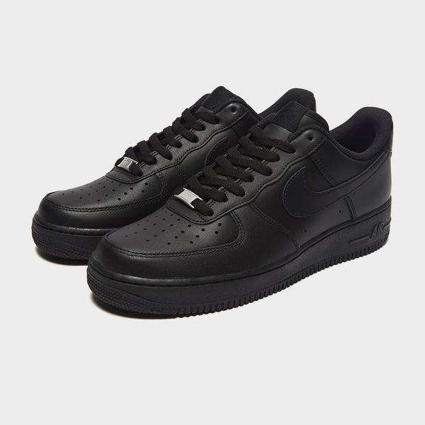 Black Nike Air Force 1 Low