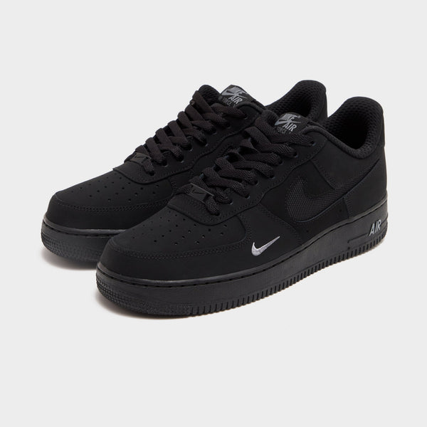 Black Nike Air Force 1 Low