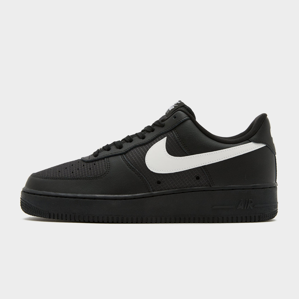 Black Nike Air Force 1 Tech