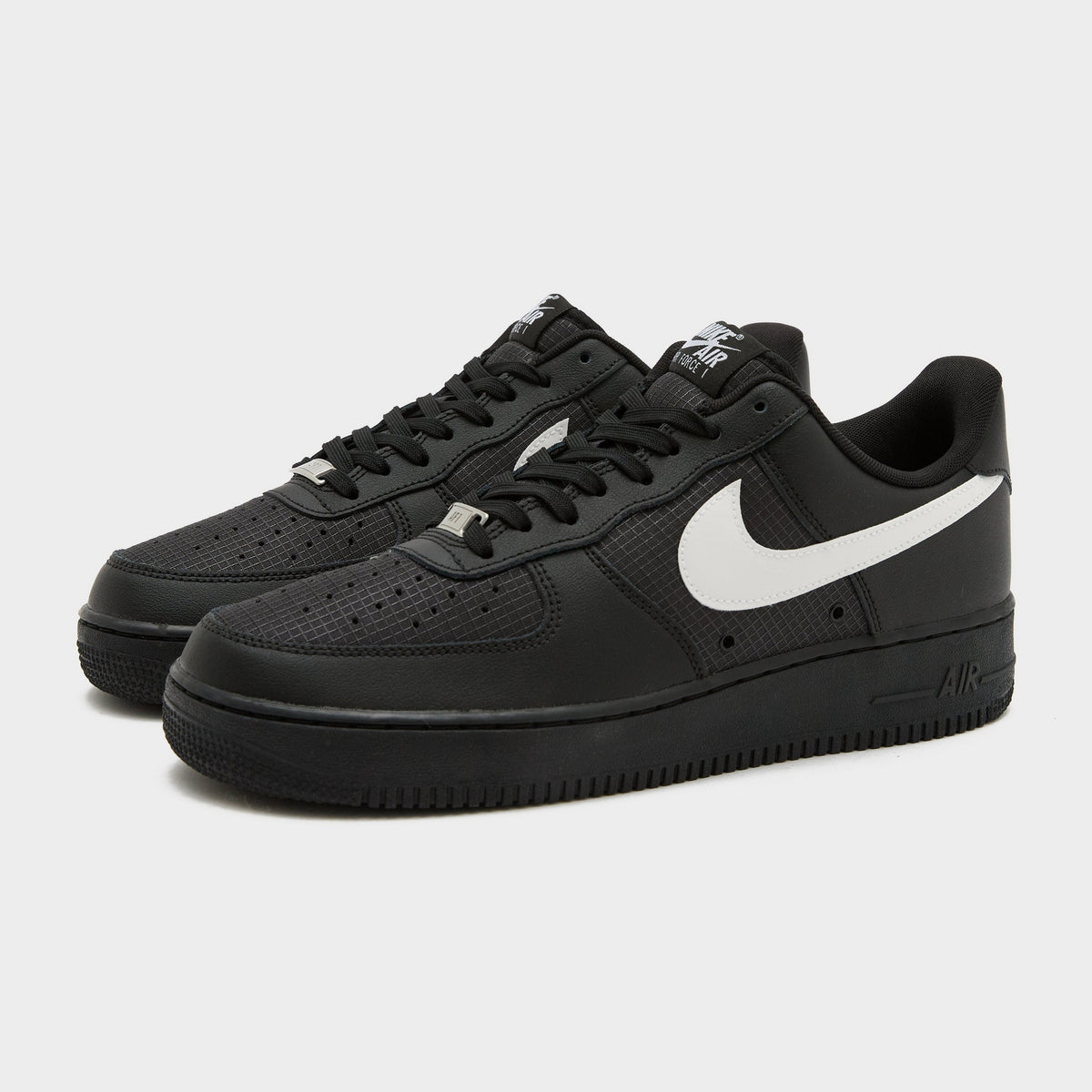 Black Nike Air Force 1 Tech