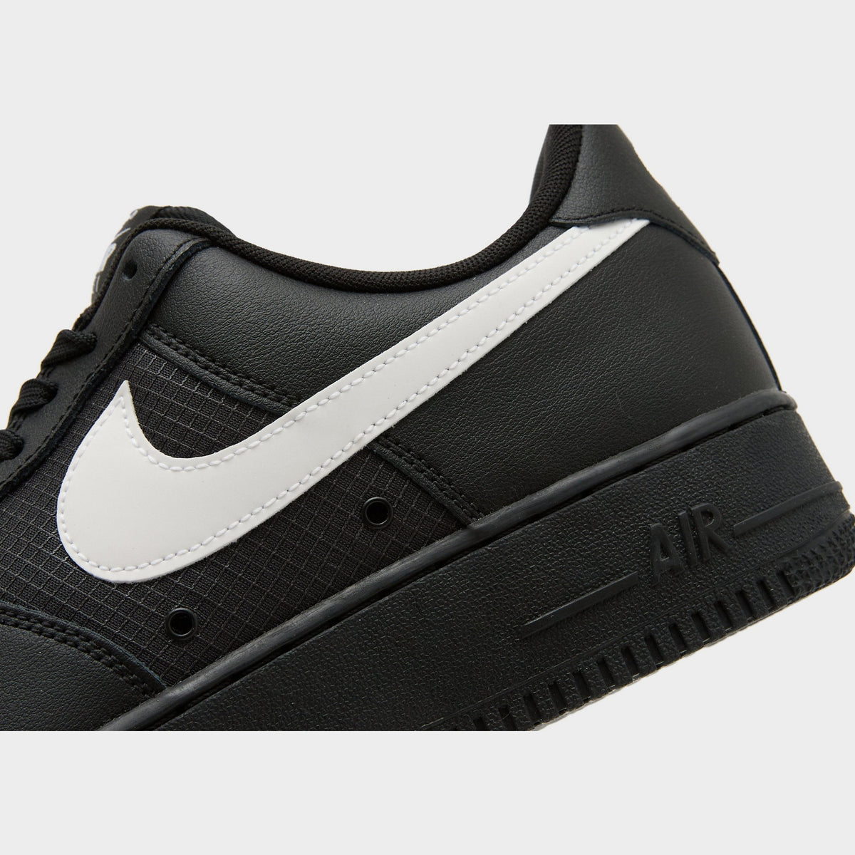Black Nike Air Force 1 Tech