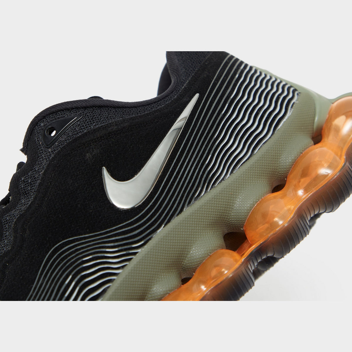 Black Nike Air Liquid Max AirWave
