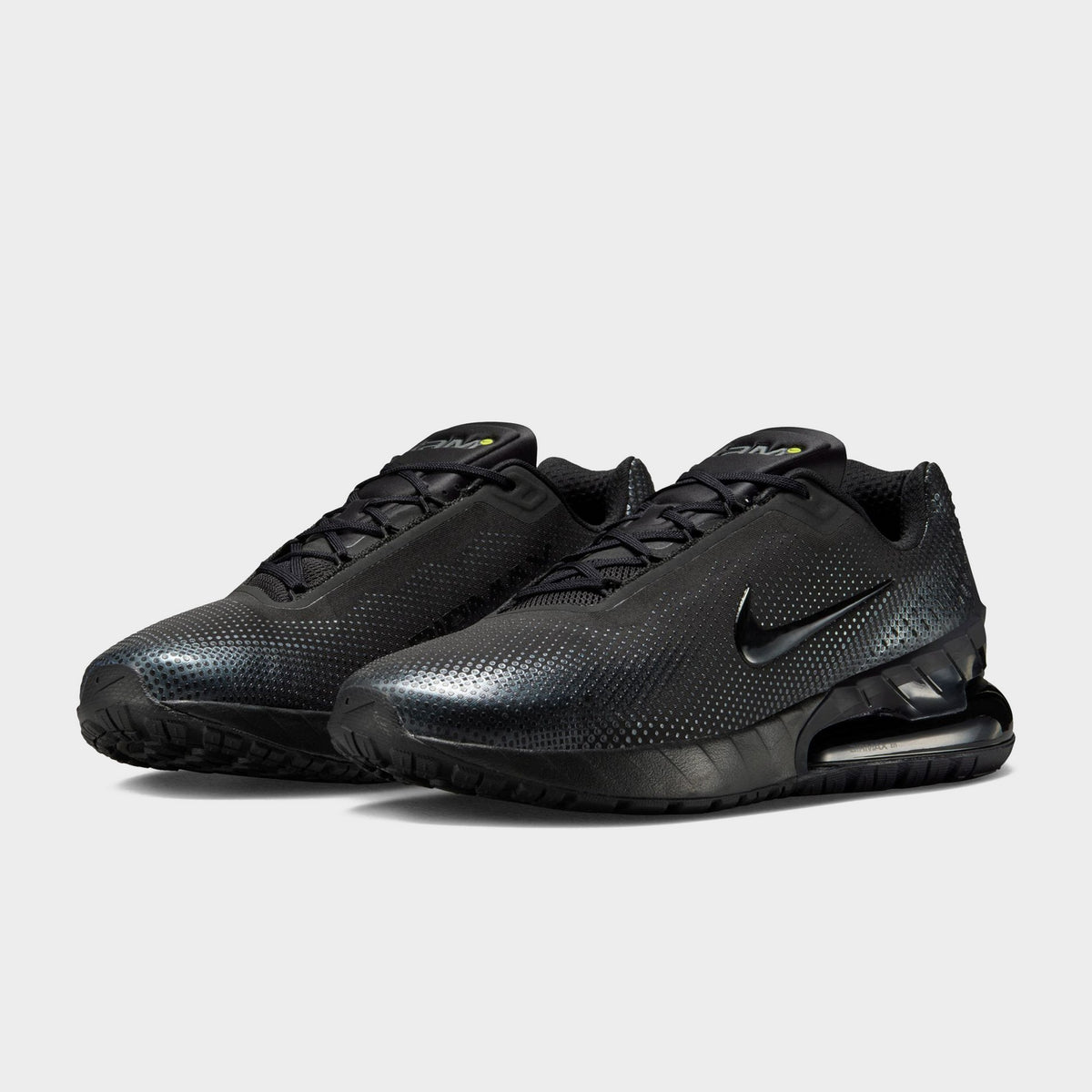Black Nike AIR MAX PHOENIX