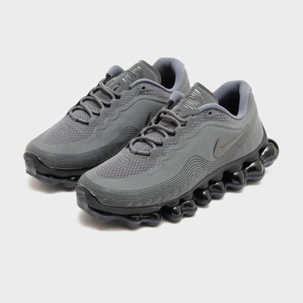 Black Nike Liquid Max AirWave