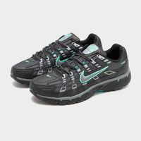 Black Nike P-6000
