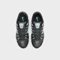 Black Nike P-6000