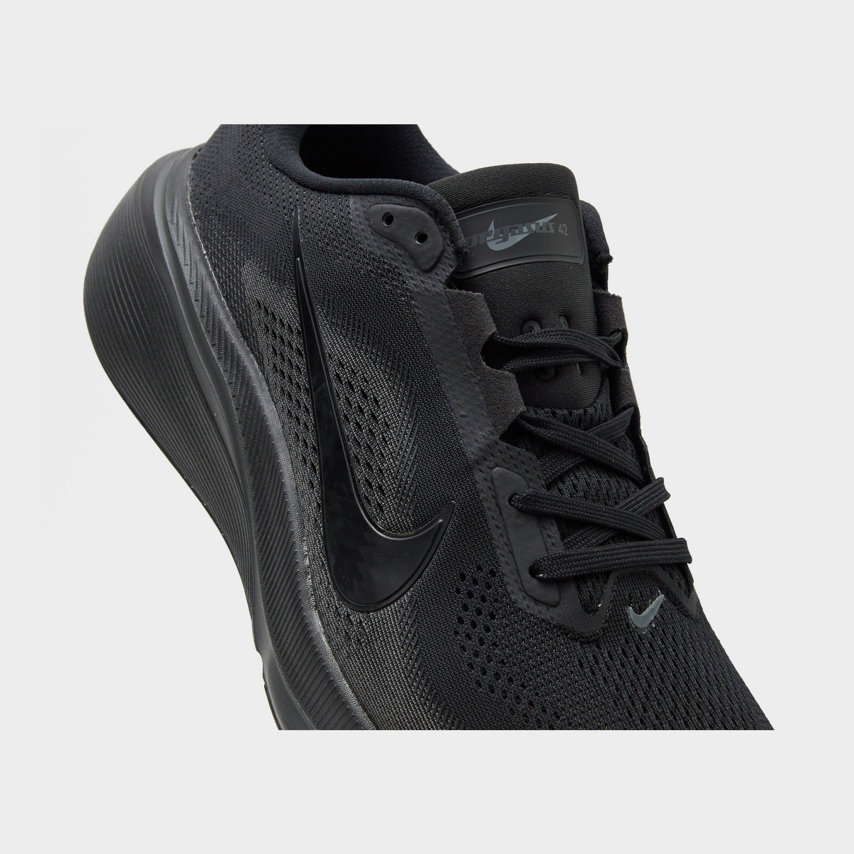 Black Nike Pegasus 42