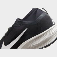 Black Nike Pegasus Trail 4 GORE-TEX