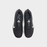 Black Nike Pegasus Trail 4 GORE-TEX