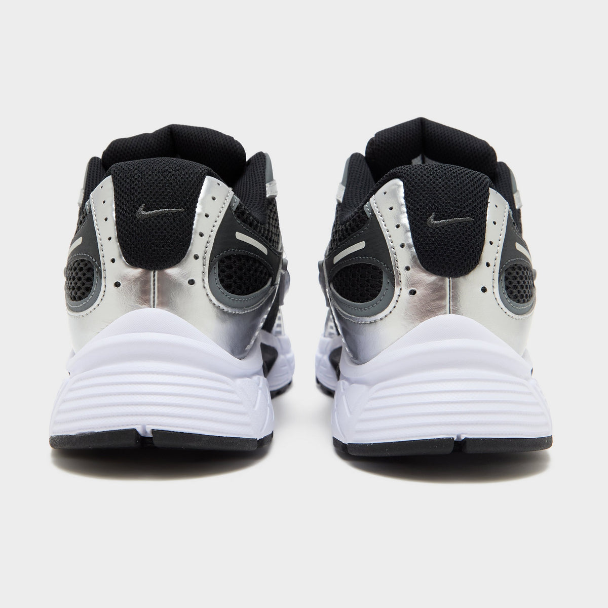 Black Nike V5 RNR