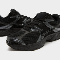 Black Nike V5 RNR