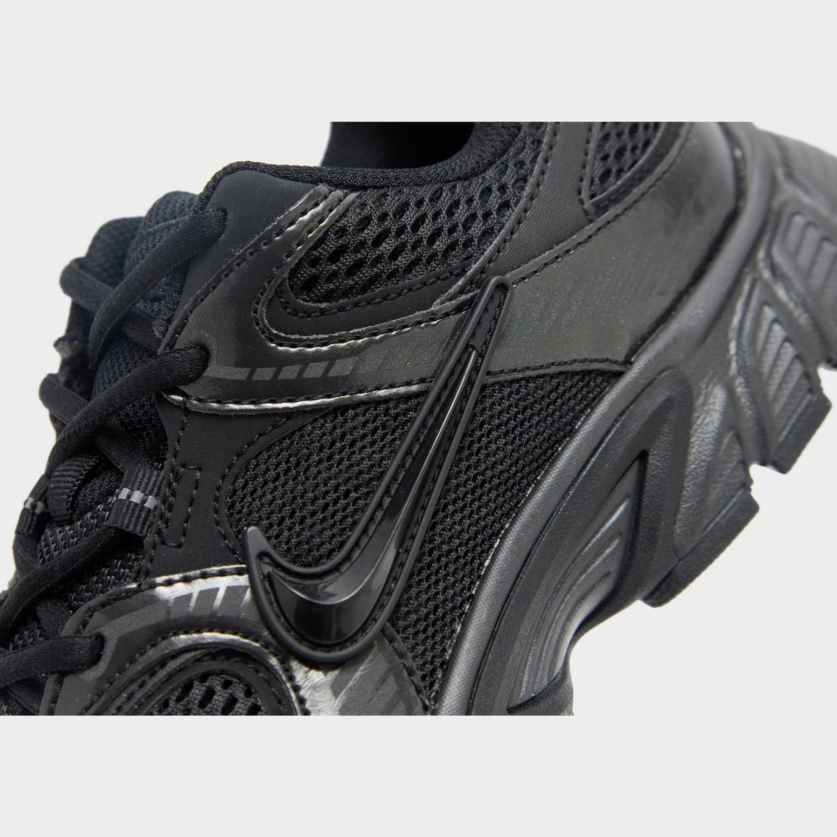 Black Nike V5 RNR Women's