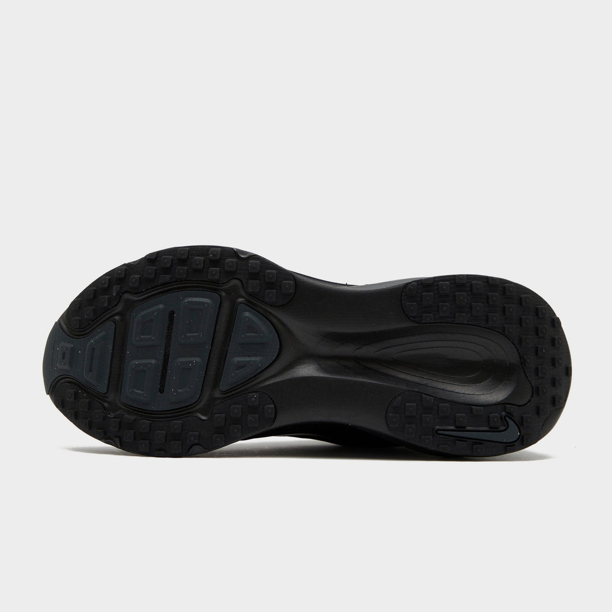 Black Nike Vomero 18