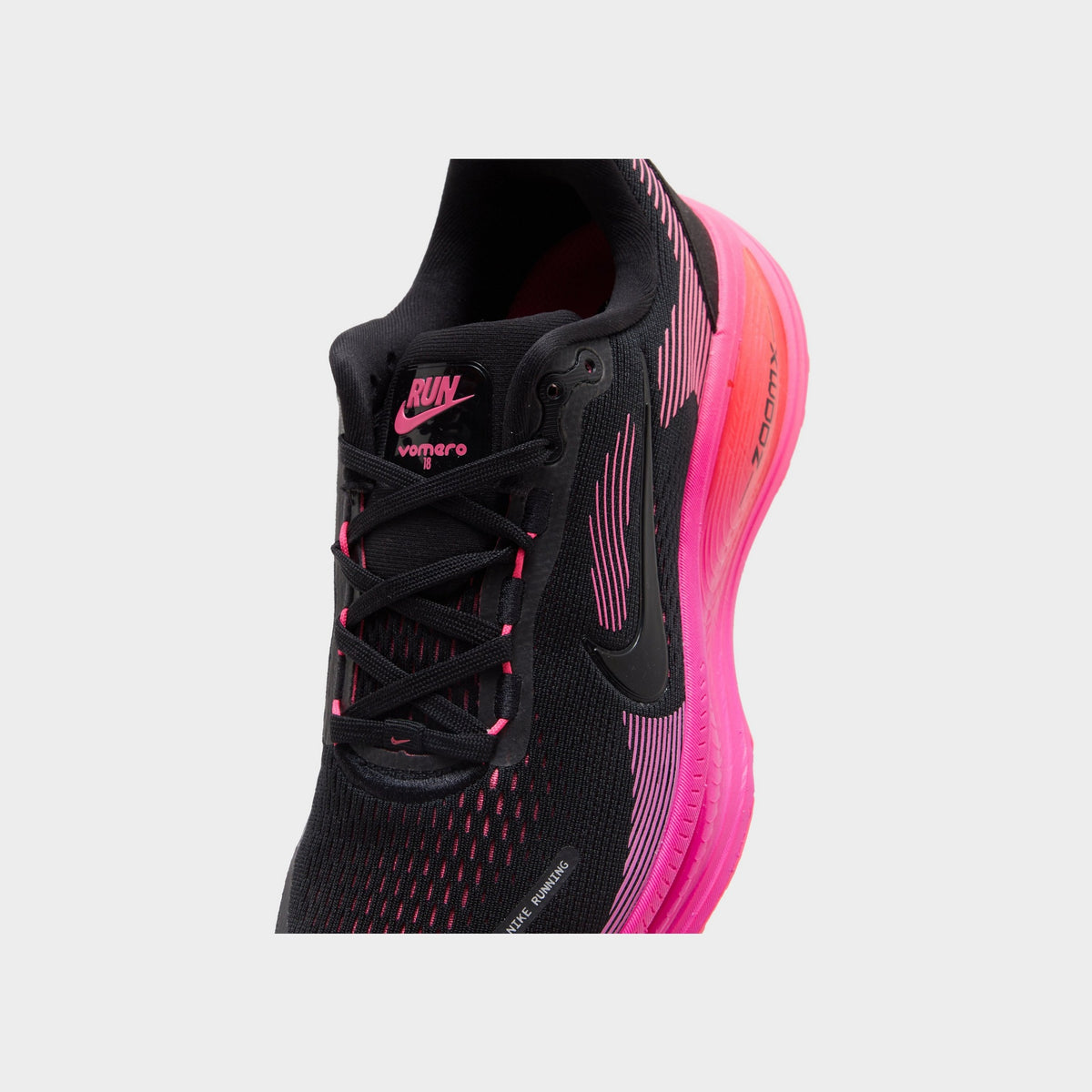Black Nike Vomero 18 Women's