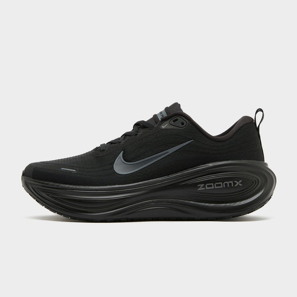 Black Nike Vomero Plus