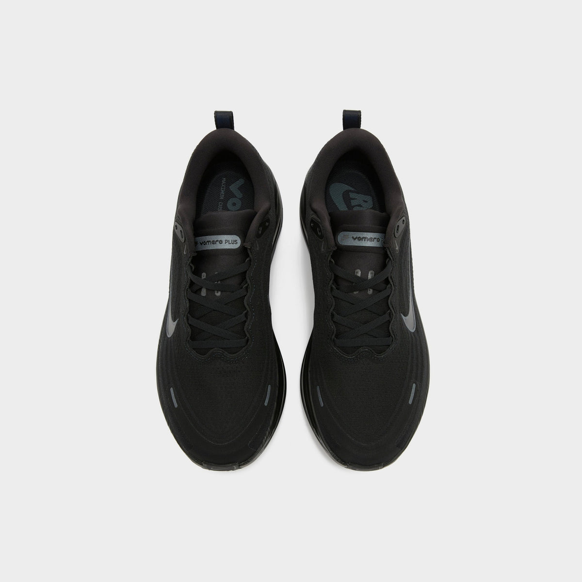 Black Nike Vomero Plus