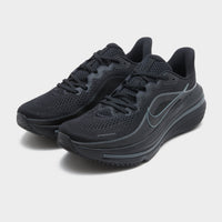 Black Nike Winflo 12