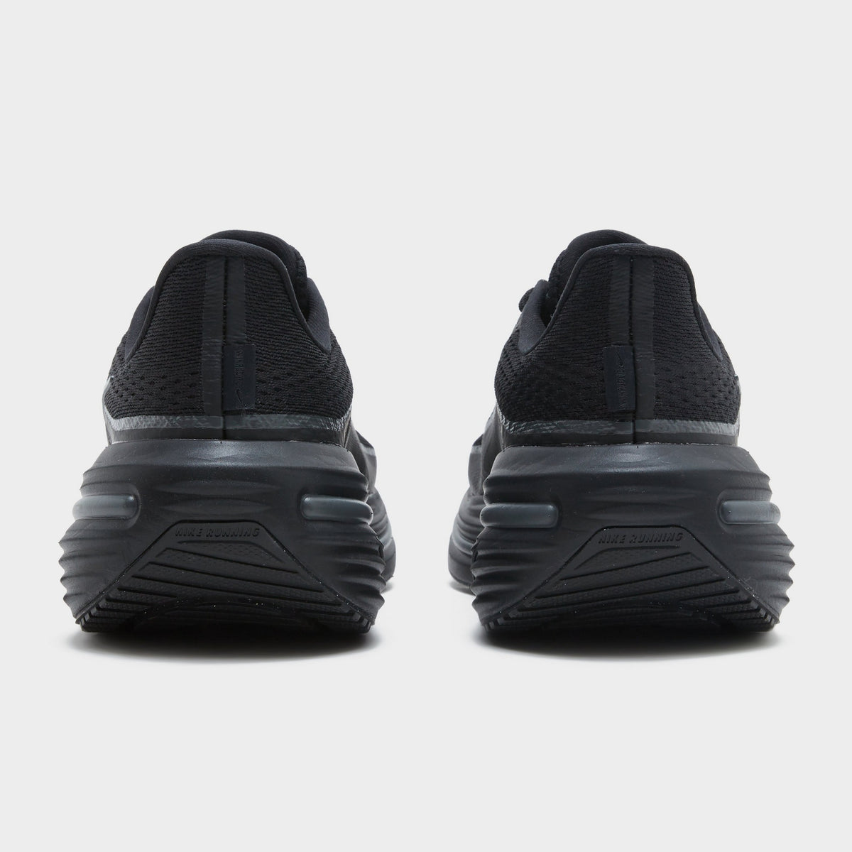 Black Nike Winflo 12